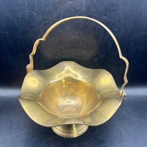 Vtg Solid Brass Pedestal Basket Scalloped Rim Ruffled Bowl Made in India 6"